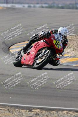 media/Nov-05-2022-SoCal Trackdays (Sat) [[f8d9b725ab]]/Turns 9 and 8 (1050am/